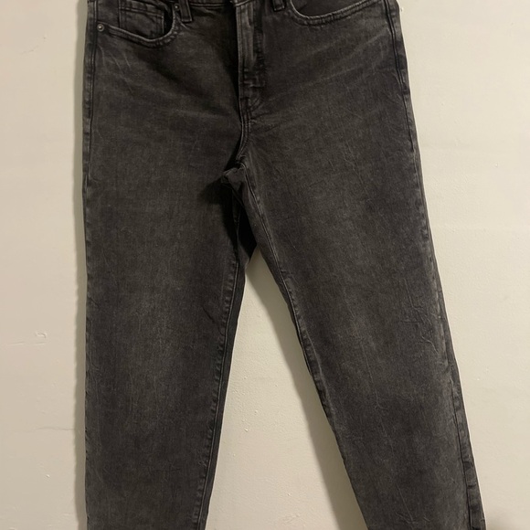 Old Navy Woman Size 4 Petite O.G Loose Secret Smooth Pockets Black Wash Jeans - Picture 3 of 4